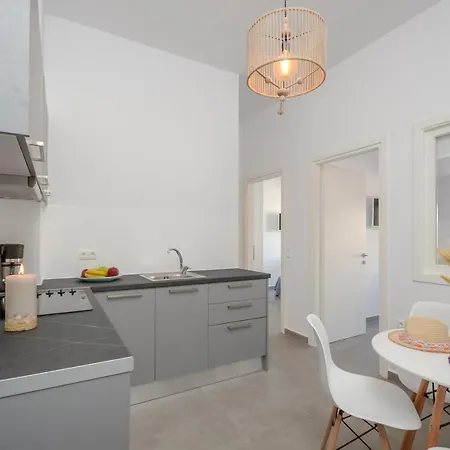 Appartement Aegean Jasmine - In The Center Naxos City